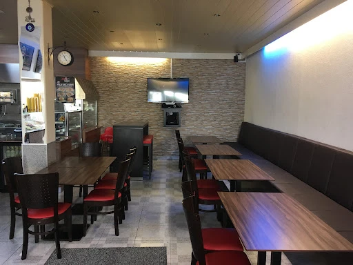 Döner und Pizzeria Alibaba photo 8